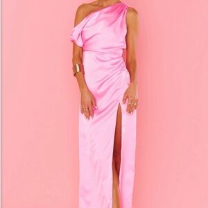 Show me your mumu Jodie dress in pink